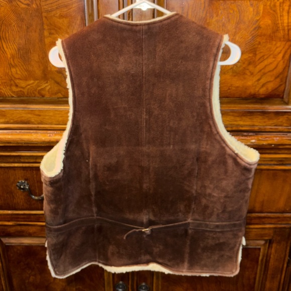 Vintage W.B. Place & Co Suede & Sherpa Brown Vest with Pockets Size 44 - Picture 4 of 4